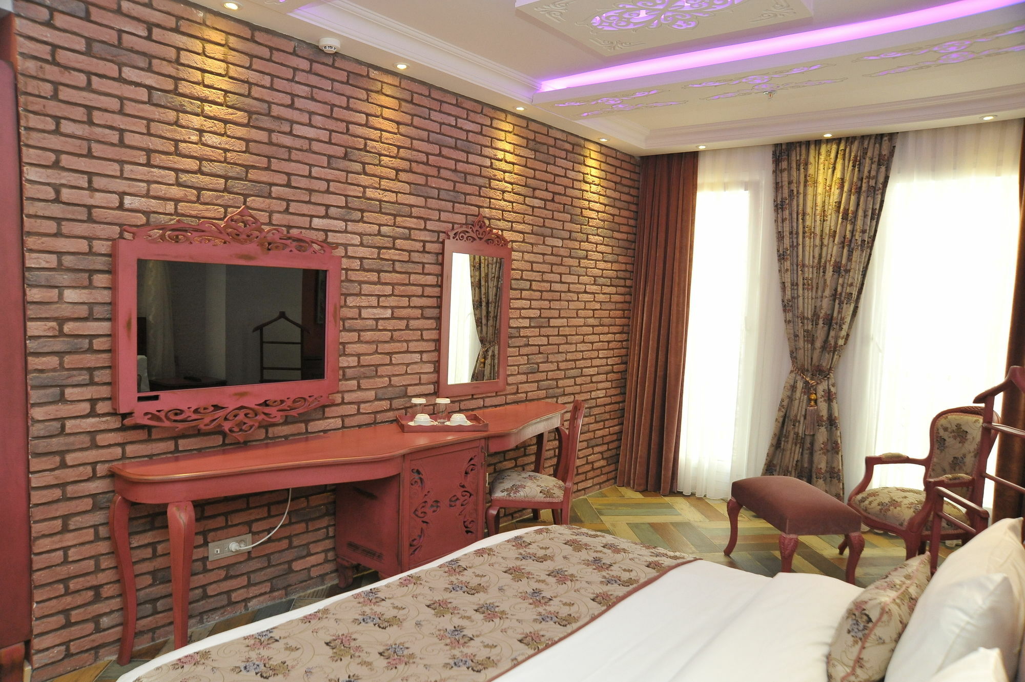 Ayna Hotel Istanbulská provincie Exteriér fotografie